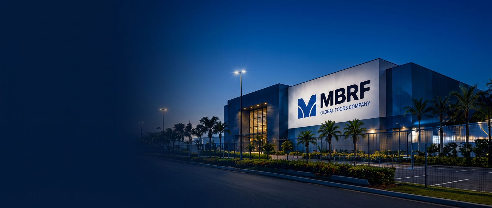 Centro de distribuição MBRF à noite